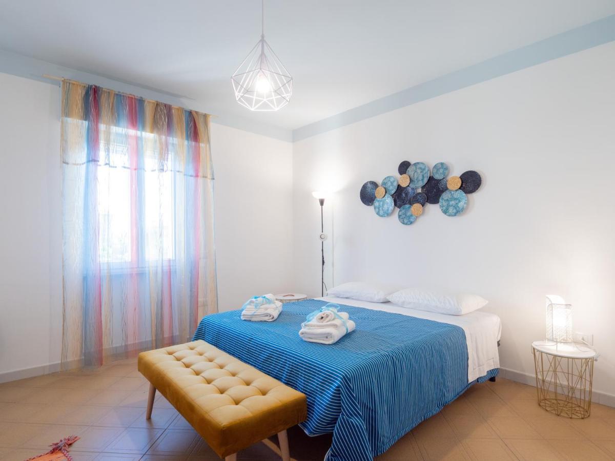 Salento 4 Stars - Blue & Yellow Squinzano Buitenkant foto